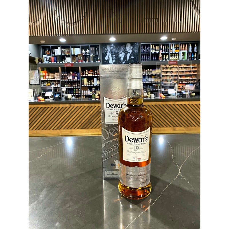 Dewars | Aged 19 Years | The Champions Edition