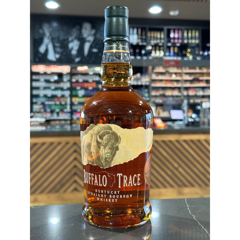 BUFFALO TRACE SINGLE BARREL  STORE PICK KENTUCKY STRAIGHT BOURBON WHISKEY