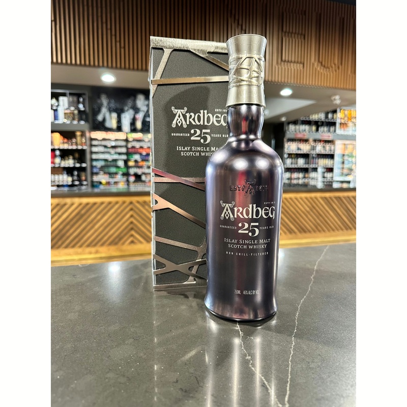 Ardbeg | Aged 25 Years